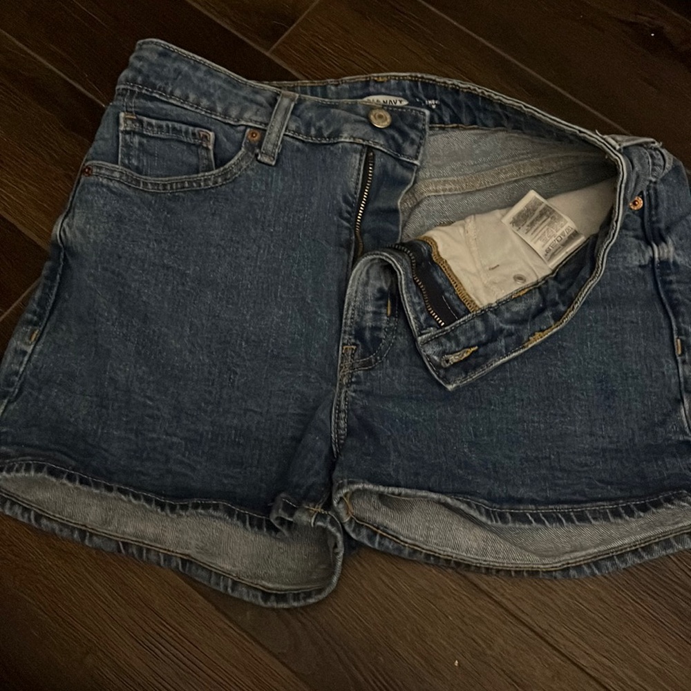 Old Navy Denim Short size 8